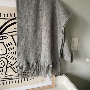 Grey tassel scarf